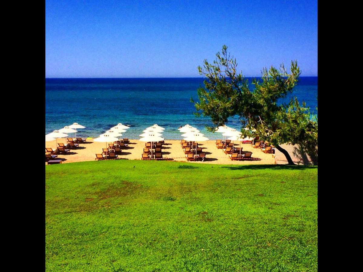 Artemis Suites Romanos  Exterior photo